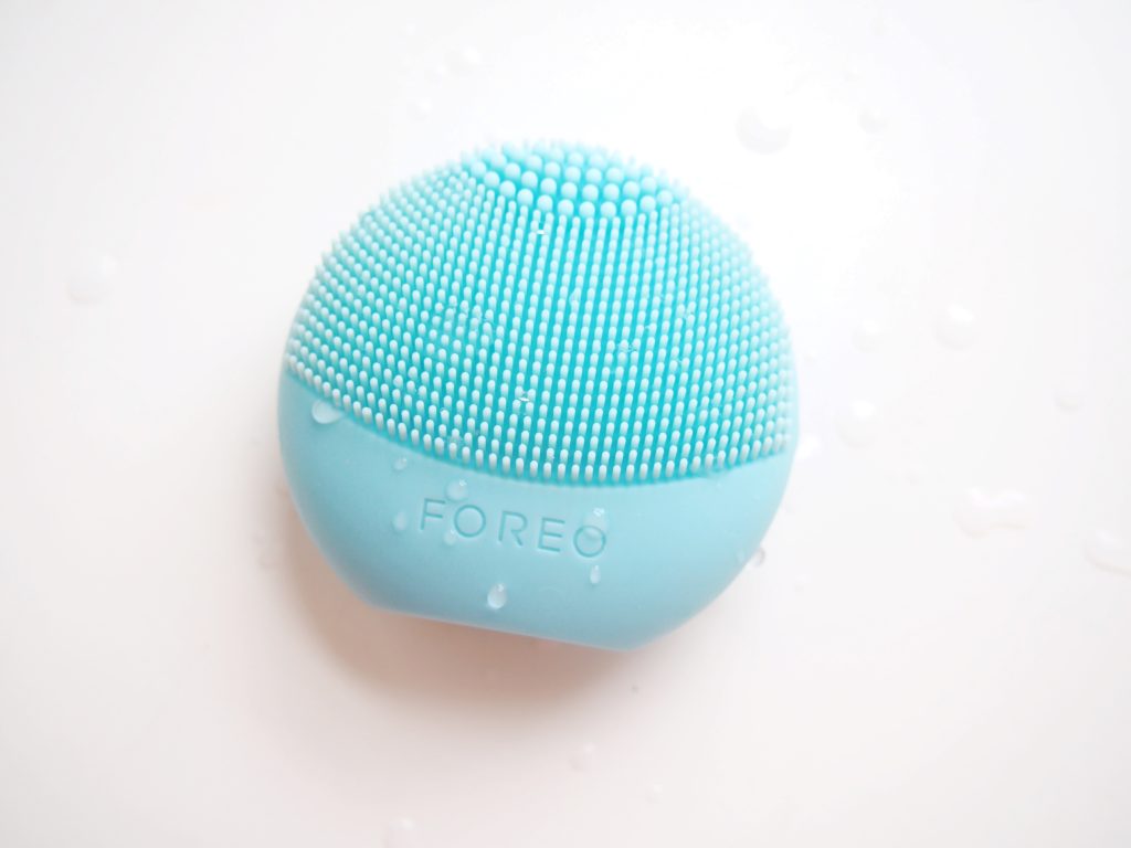 Foreo Luna Play Review | Born To Be Bright
