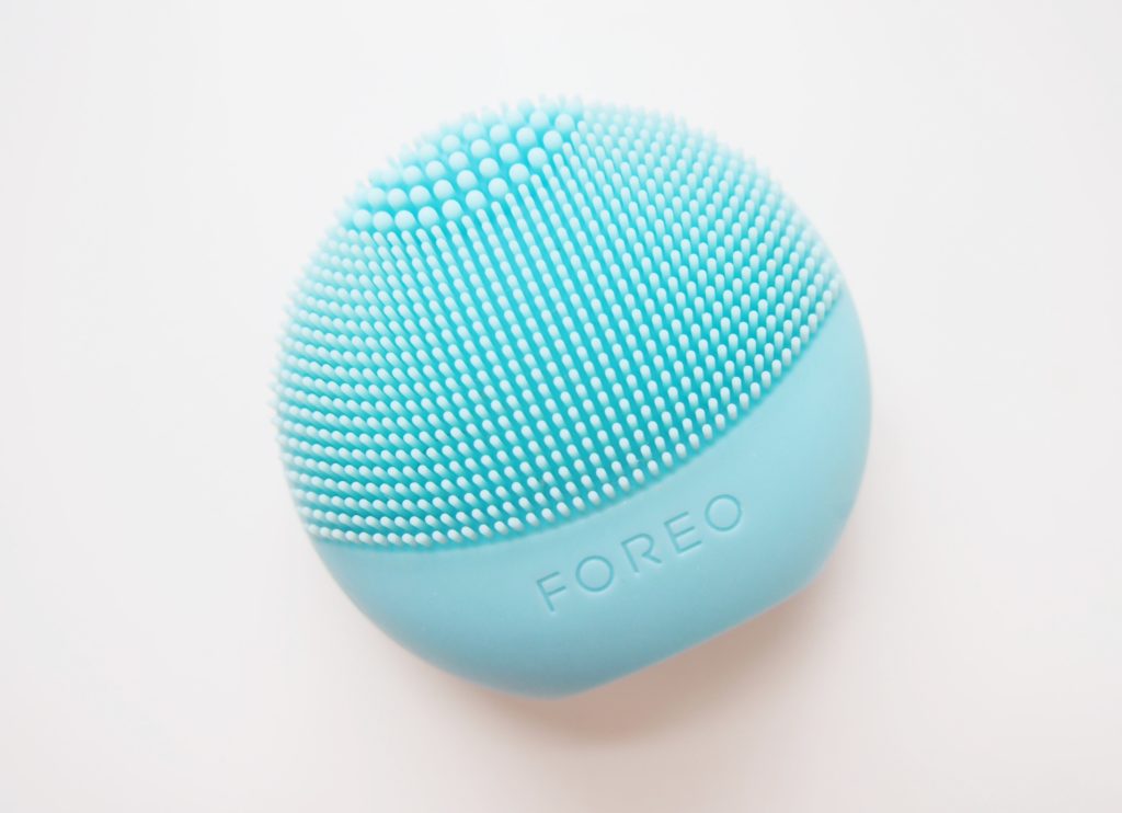 Foreo Luna Play Review | Born To Be Bright