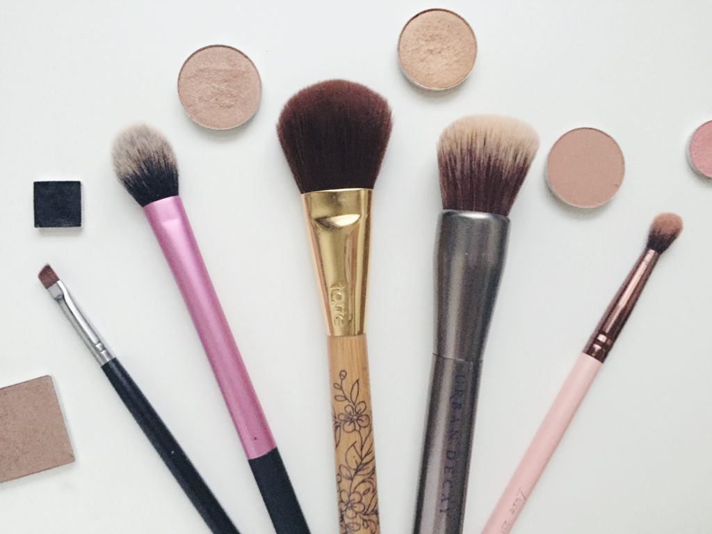 Top 5 Makeup Brushes | Born To Be Bright